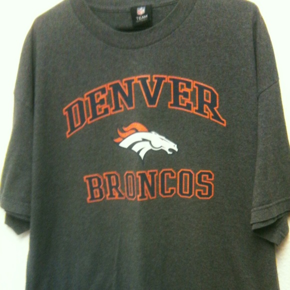 NFL Denver Broncos Men's 2XL Shirt - Picture 2 of 5